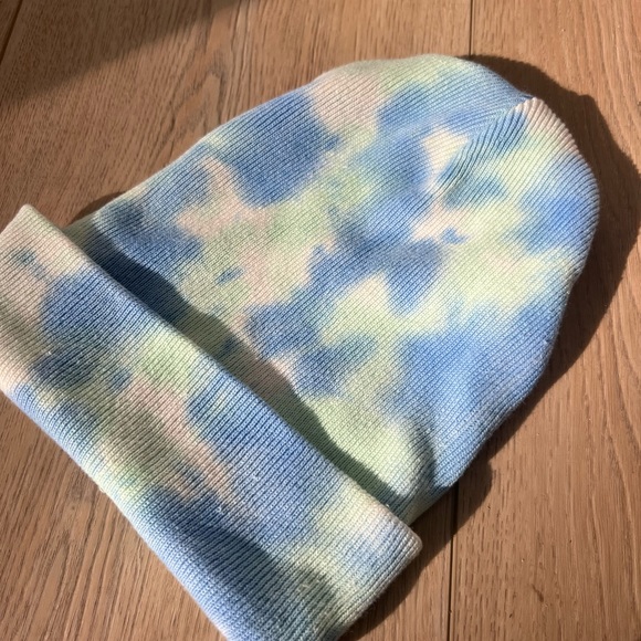 3/$30 bundle deal! Cotton tie dye ribbed beanie. - Picture 2 of 2